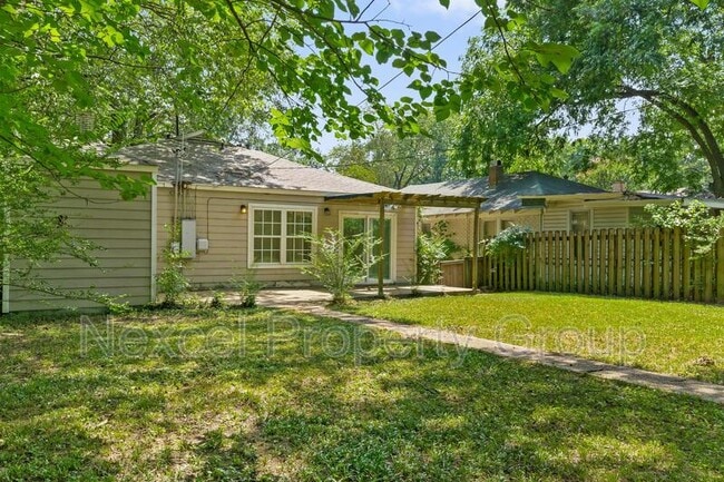 Building Photo - 3700 Douglass Ave