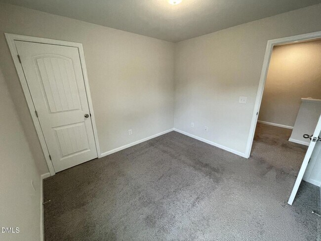 Building Photo - 2021 Wiggins Village Dr