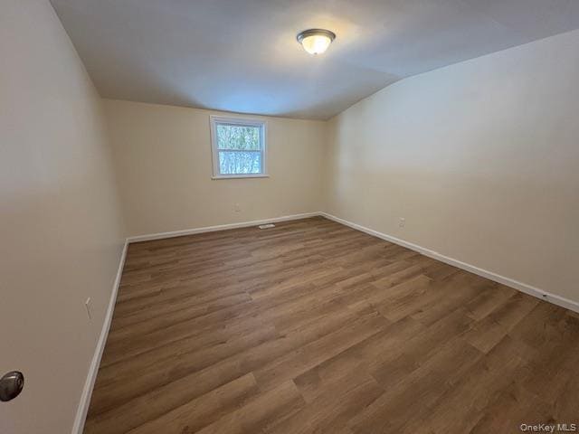 Building Photo - 51 Oak Dr