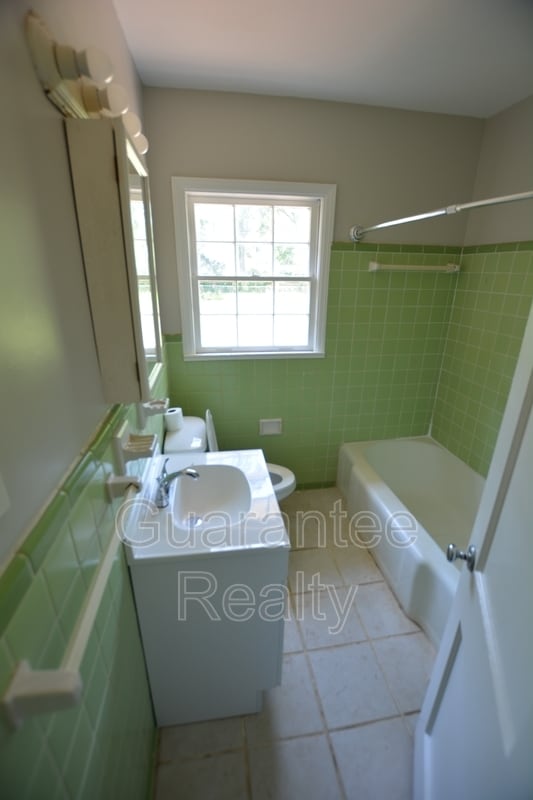 Building Photo - 1314 9th Ave