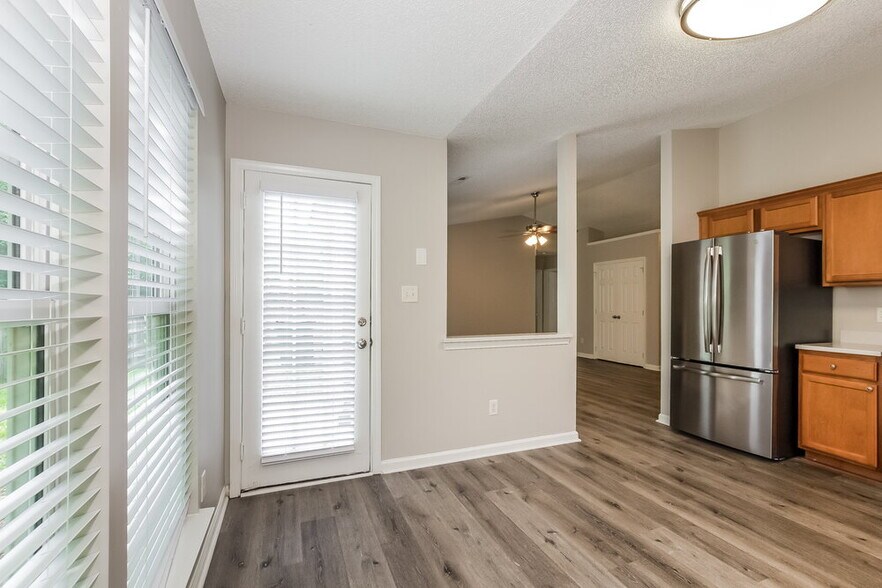 Building Photo - 5410 Starflower Dr