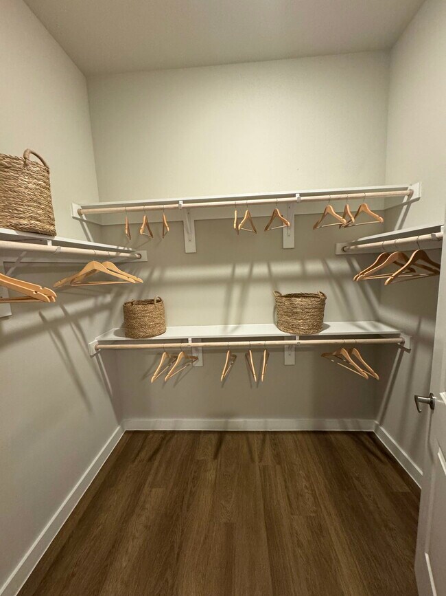 Building Photo - 3601 James Pitts Dr