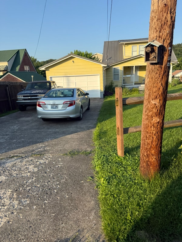 Building Photo - 248 Pine St