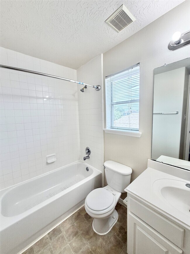 Building Photo - 21734 Texian Ct