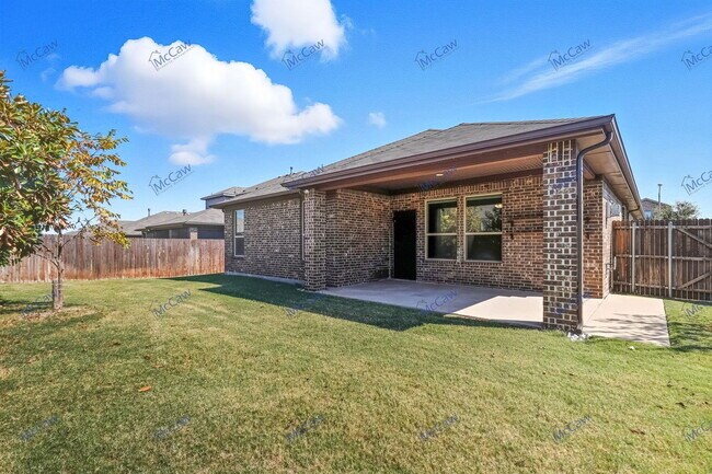Building Photo - 1100 Scotney Ln