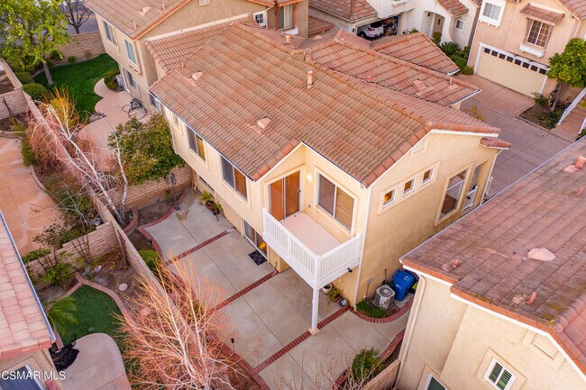 Building Photo - 1751 Tallowberry Ln