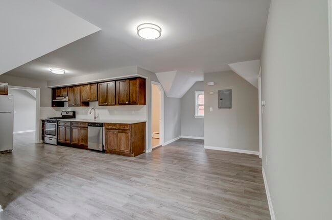 Building Photo - 772 Avenue C