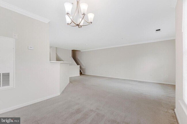 Building Photo - 12890 Fair Briar Ln