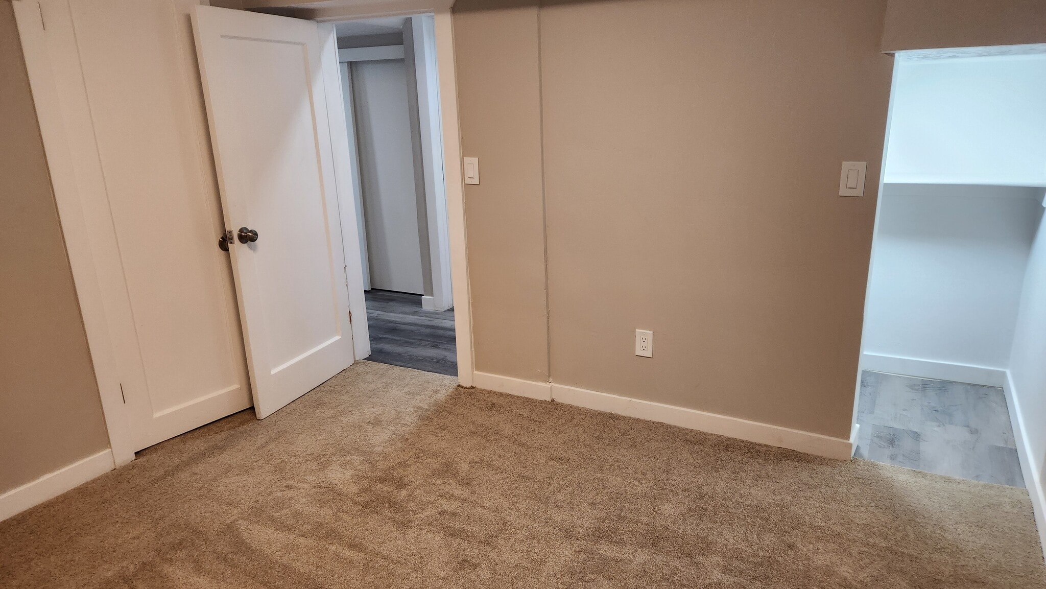 Building Photo - 920 W 600 N