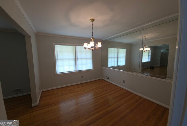 Building Photo - 3988 Rainbow Dr