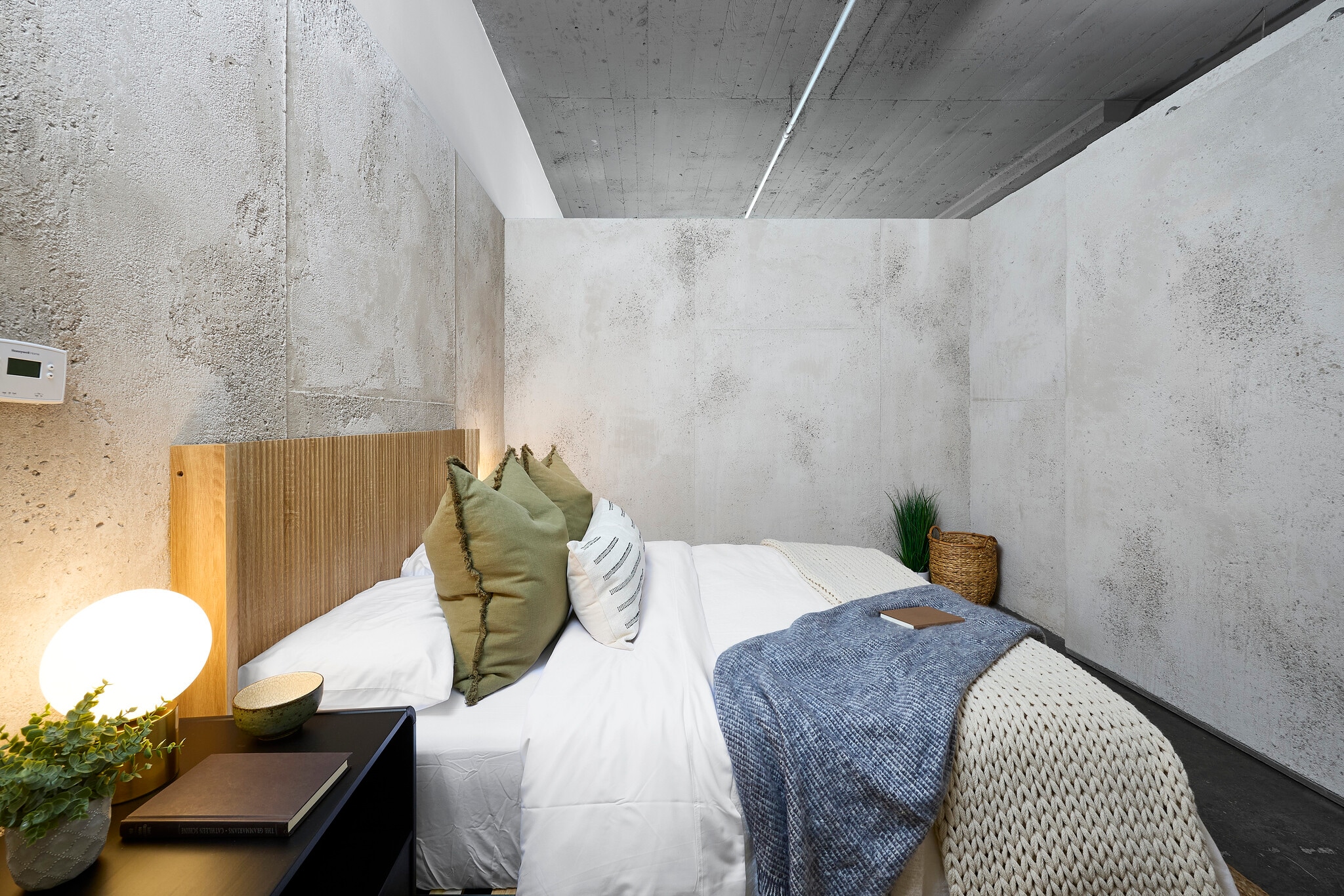 Building Photo - 1855 Industrial St