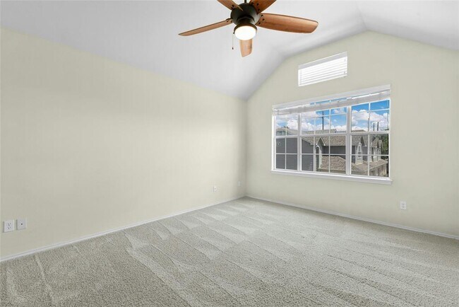 Building Photo - 2632 Century Park Blvd