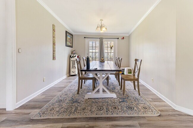 Building Photo - 214 Shipman's Pike