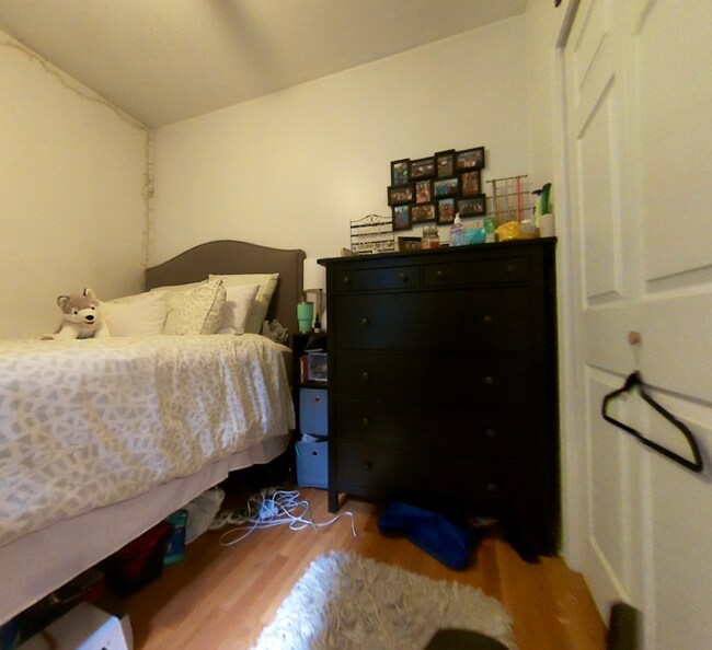 Building Photo - 4 Cleveland Pl