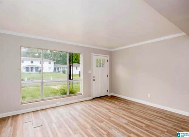 Building Photo - 7728 Rugby Ave