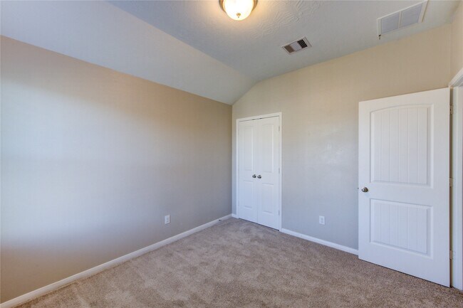 Building Photo - 8115 Heartbrook Field Ln