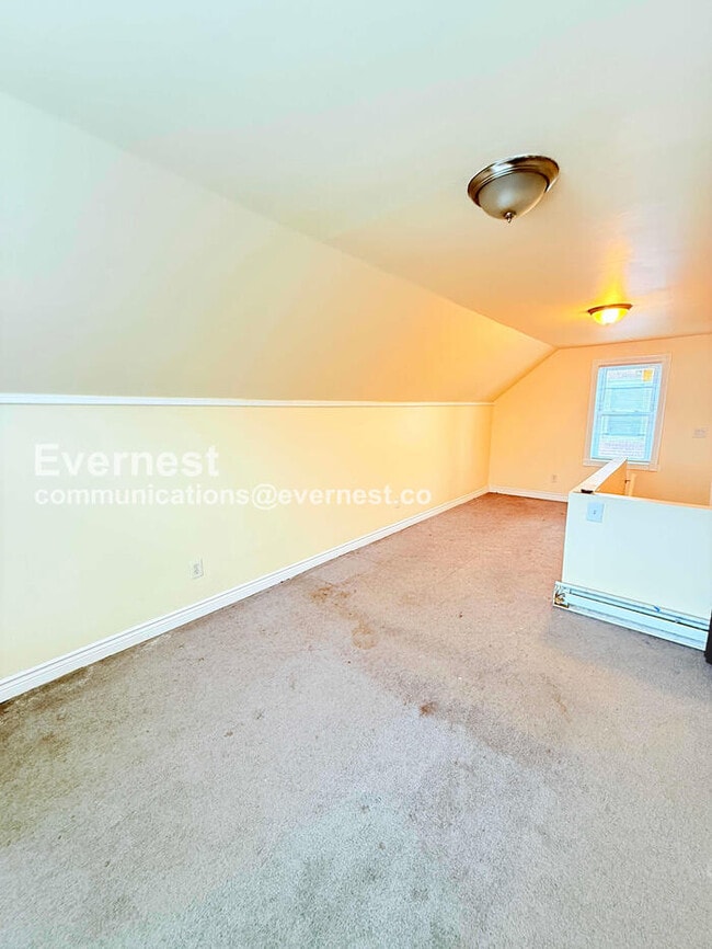 Building Photo - 8034 Hartwell St