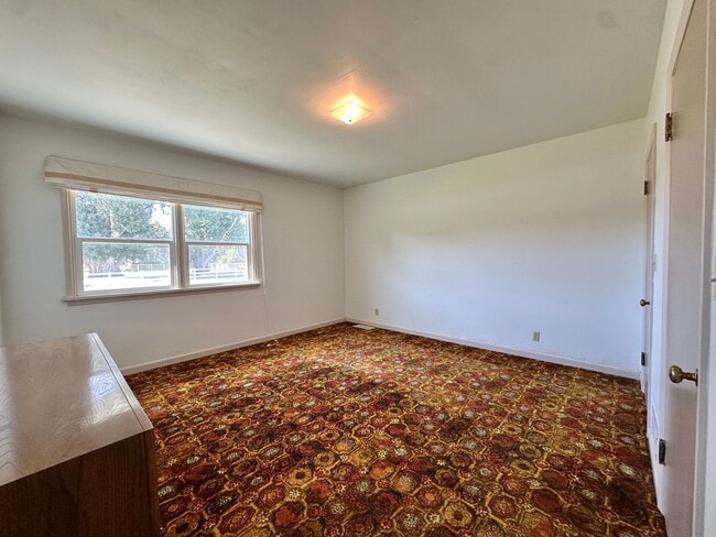 Building Photo - 3276 W 4000 N