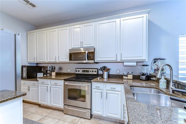 Building Photo - 8507 Sandpiper Ridge Ave