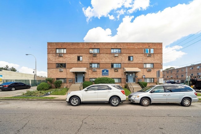 Building Photo - 7101 N 15th St