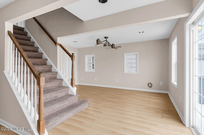 Building Photo - 209 Bay Ave