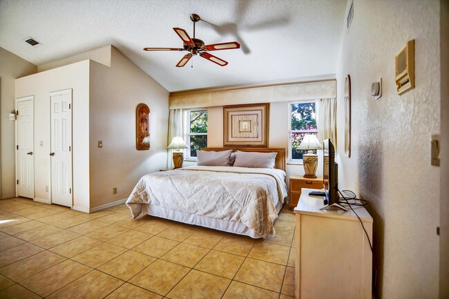 Building Photo - 13471 Miles Standish Port