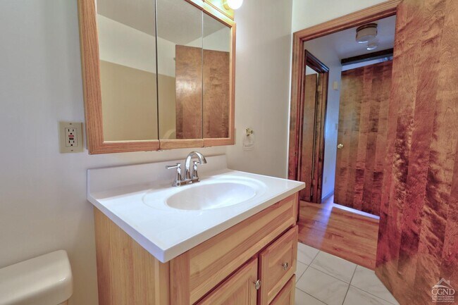 Building Photo - 561 Bald Hill Rd S