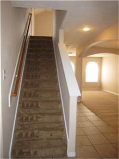 Building Photo - 5020 Deer Path Dr