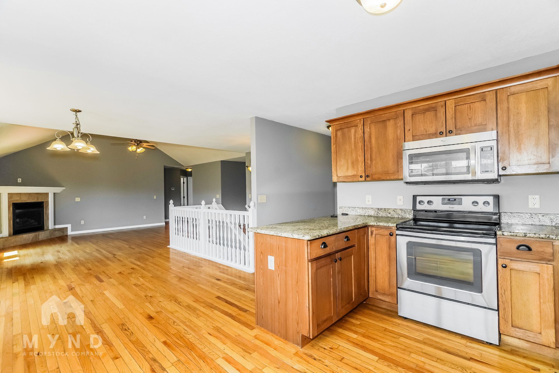 Building Photo - 4674 Oneida Dr