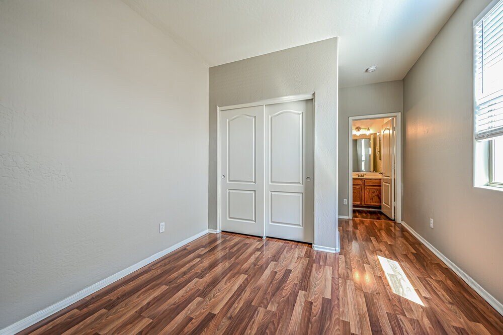 Building Photo - 16994 W Manchester Dr
