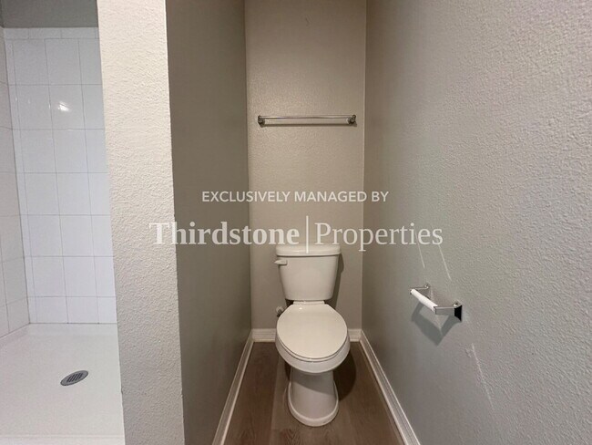 Building Photo - 1373 Tan Tara Trl