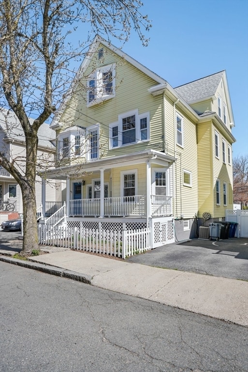 Building Photo - 67 Ossipee Rd