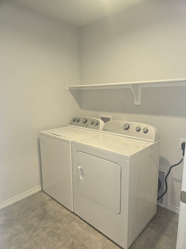 Building Photo - PROCE DROP - MOVE IN SPECIAL - Northwest ISD - Commuter Friendly