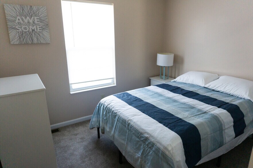Building Photo - 485 Colby Ct