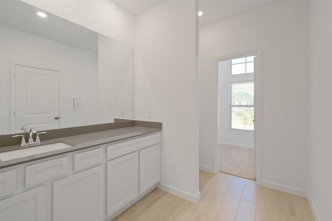 Building Photo - 5562 Amber Brook Ln
