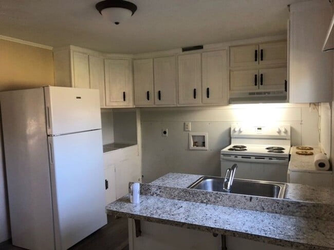 Building Photo - 115 Nancy Drive Rd