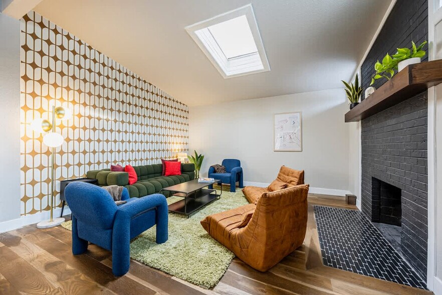 Building Photo - 12121 W 32nd Ave