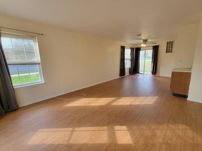 Building Photo - 1 Jodhpur Ct