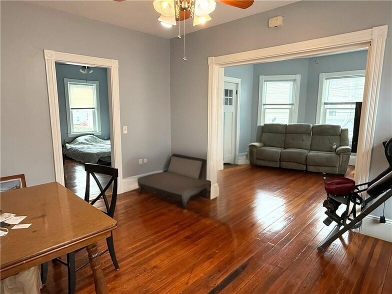 Building Photo - 53 Hadwin St