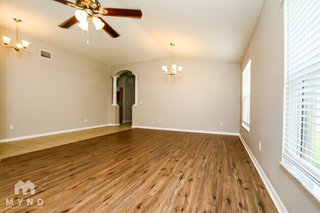 Building Photo - 1651 Bonita Bluff Ct