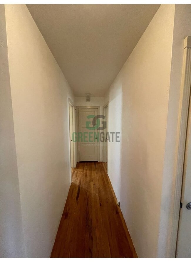 Building Photo - 3 BEDROOM 1 BATH HOME IN MODESTO!!