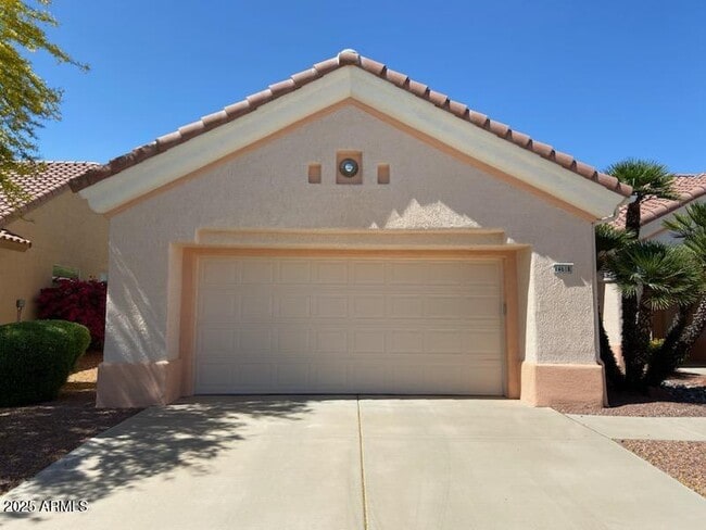 Building Photo - 14618 W Sky Hawk Dr