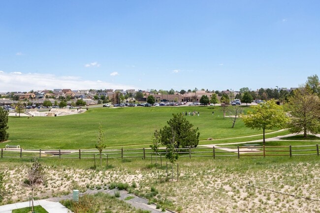 Building Photo - Luxury Condo Living with Mountain Views in the Heart of Briargate!!