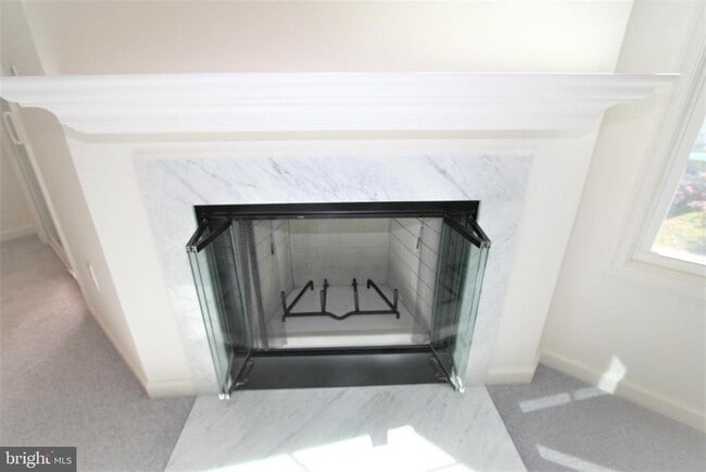 Building Photo - 14225 Jib St