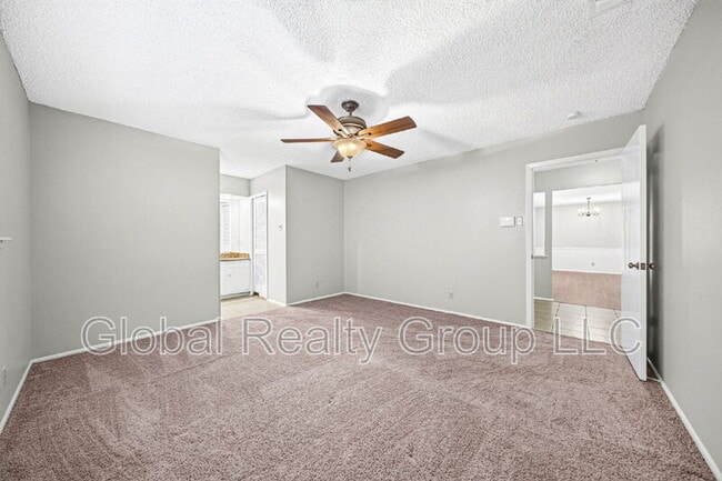 Building Photo - 412 Cordoba Dr