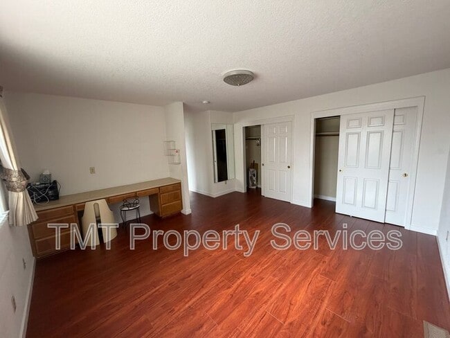 Building Photo - 2 Polvadera Ct