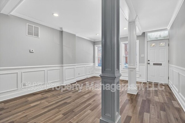 Building Photo - 39 Carroll St