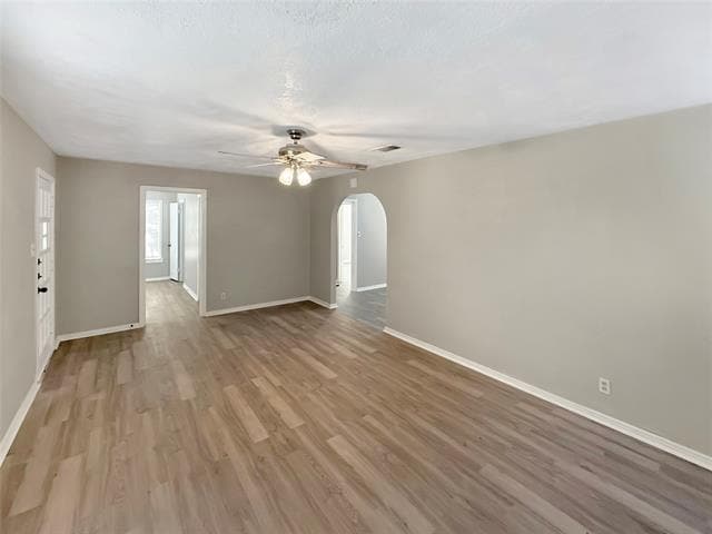 Building Photo - 4924 Penrose Ave