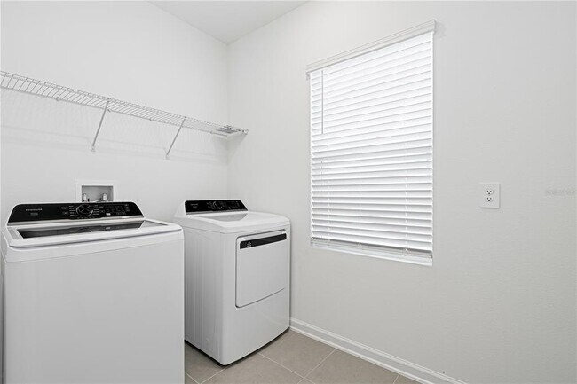 Building Photo - 6060 Zen Wy