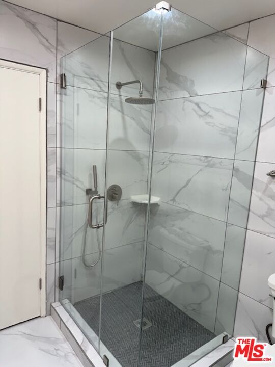 Building Photo - 11970 Montana Ave